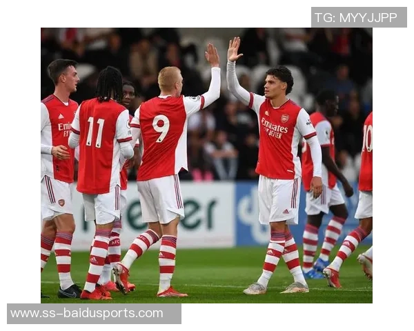 上半场赛梅约VS阿森纳：速度与力量的巅峰对决