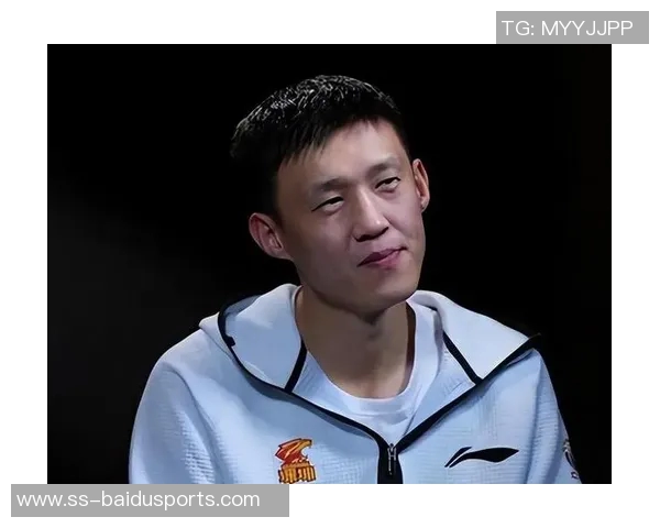 少阿联周鹏30分领衔全队拼胜上海杜锋亲讚:他是真正的“第一小前”! 少阿联周鹏30分领衔全队拼胜上海杜锋亲讚:他是真正的“第一小前”!