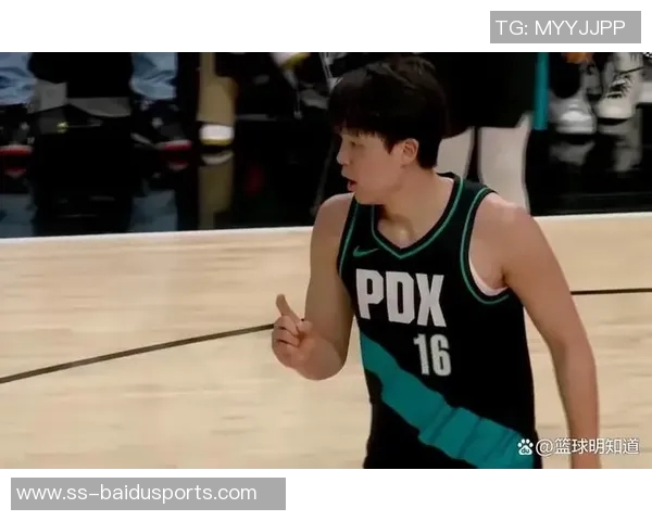 激烈对决中的瞬间传奇——杨瀚森击地妙传西索科跟进暴扣全场燃爆 激烈对决中的瞬间传奇——杨瀚森击地妙传西索科跟进暴扣全场燃爆