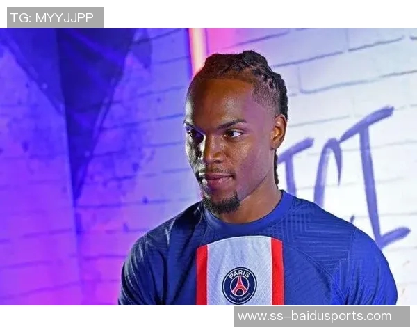 AZP:以前和桑切斯做对手吃了不少苦,现在当队友真是种解脱 AZP:以前和桑切斯做对手吃了不少苦,现在当队友真是种解脱