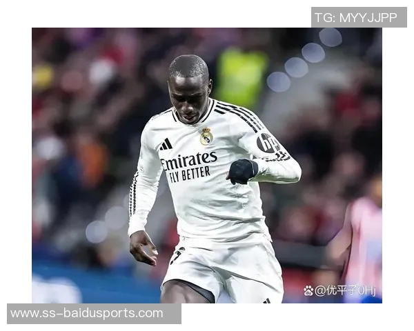 传闻:阿森纳、曼城、皇马和拜仁注意到扎伊尔-埃梅里的情况 传闻:阿森纳、曼城、皇马和拜仁注意到扎伊尔-埃梅里的情况